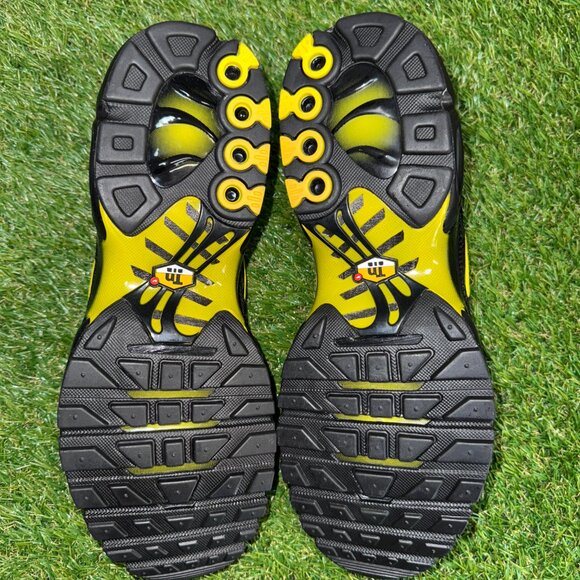 Nike Air Max Plus TN Wolf Grey Optic Yellow Black Men Size 9.5 Shoes DM0032-012 - Picture 8 of 9